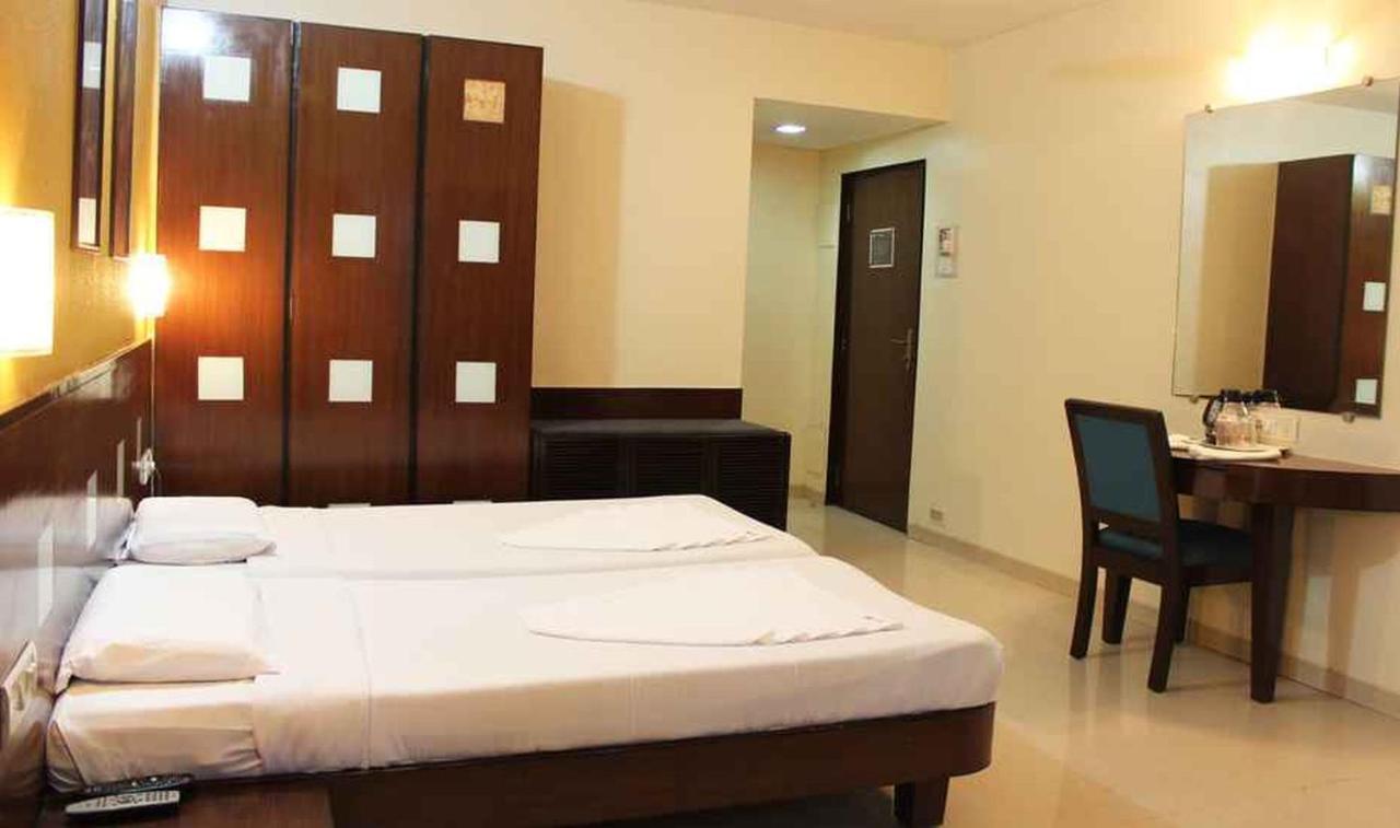 Sukh Hotel Bombay Esterno foto