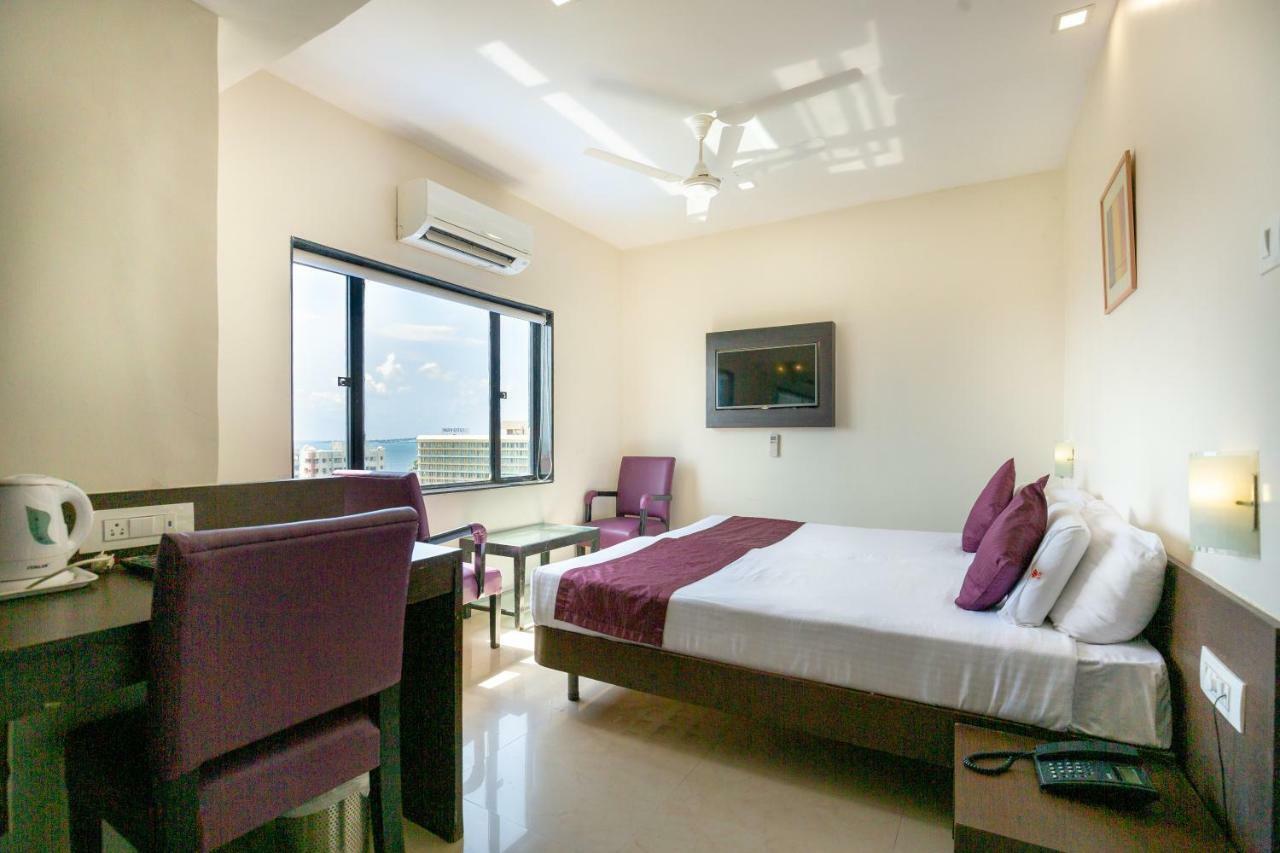 Sukh Hotel Bombay Esterno foto