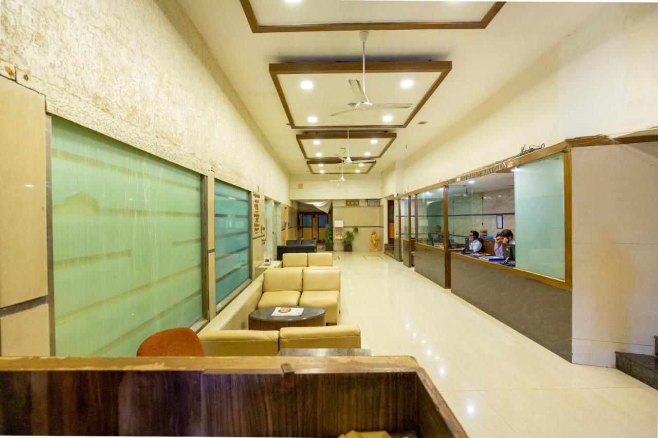 Sukh Hotel Bombay Esterno foto